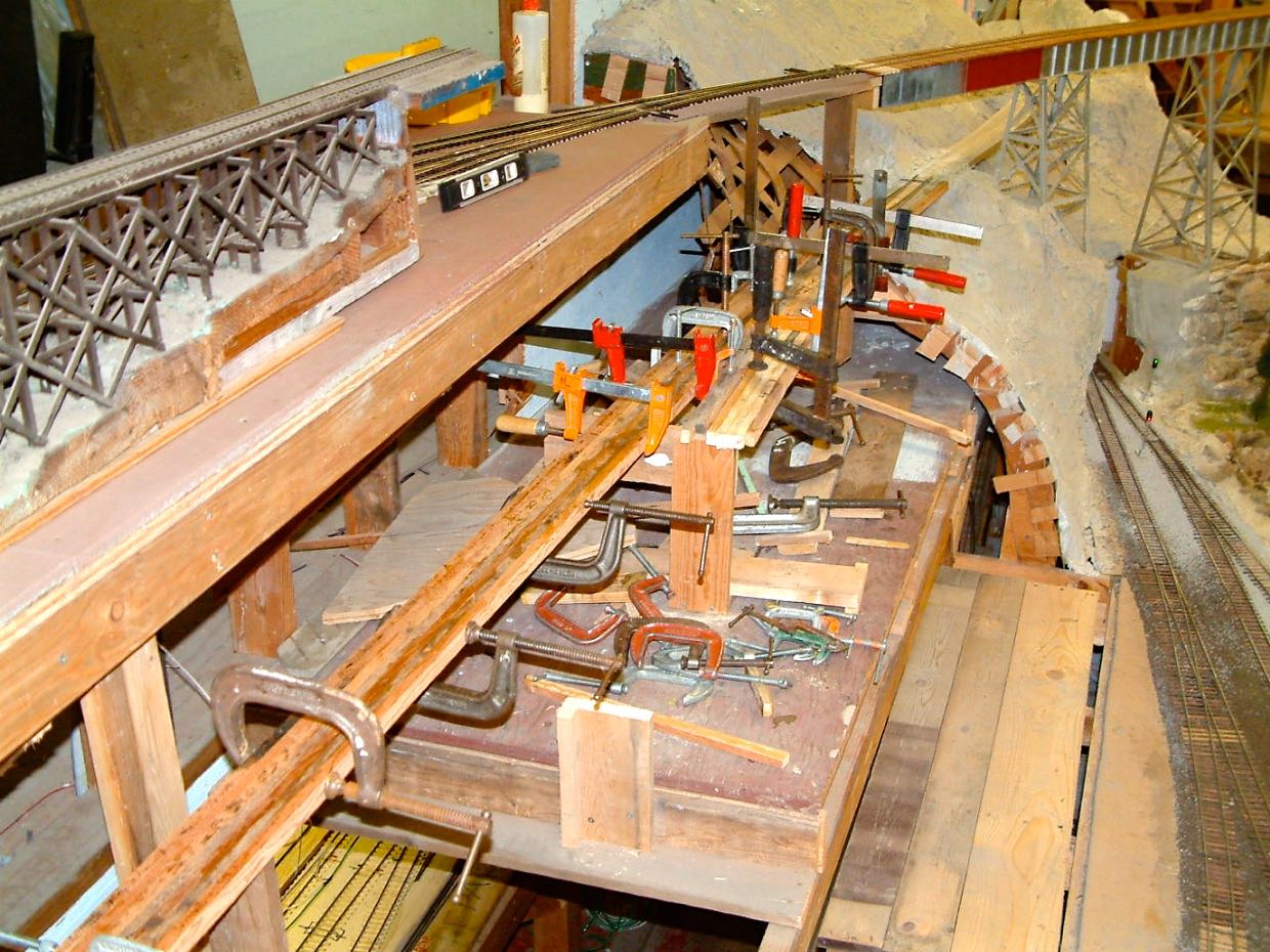 East Block 12 splines, June 2003